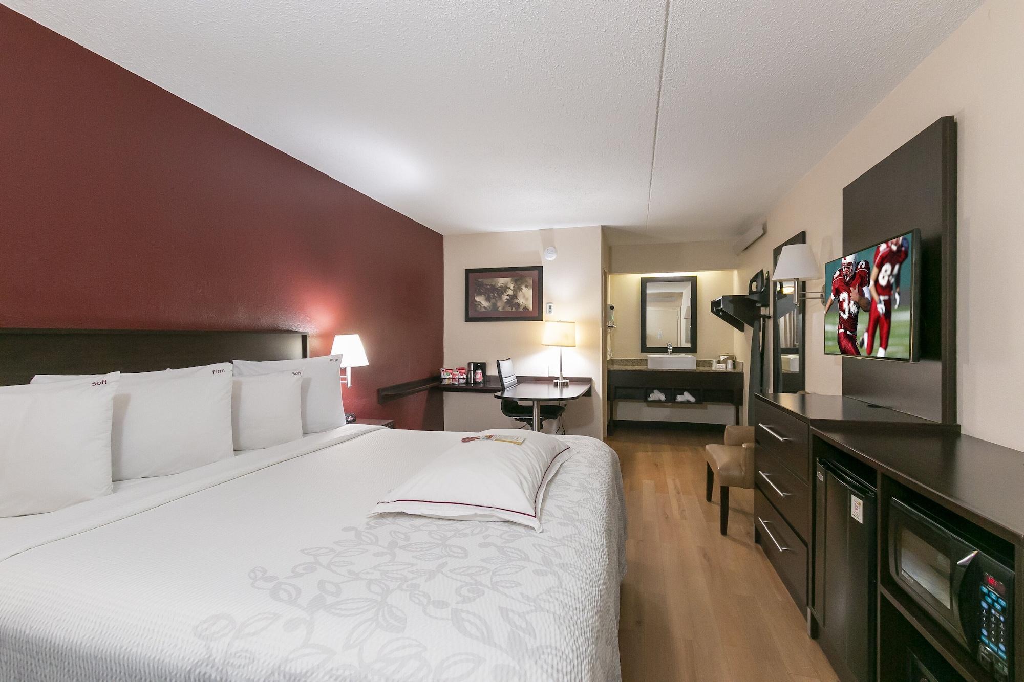 Red Roof Inn Plus+ West Springfield Esterno foto
