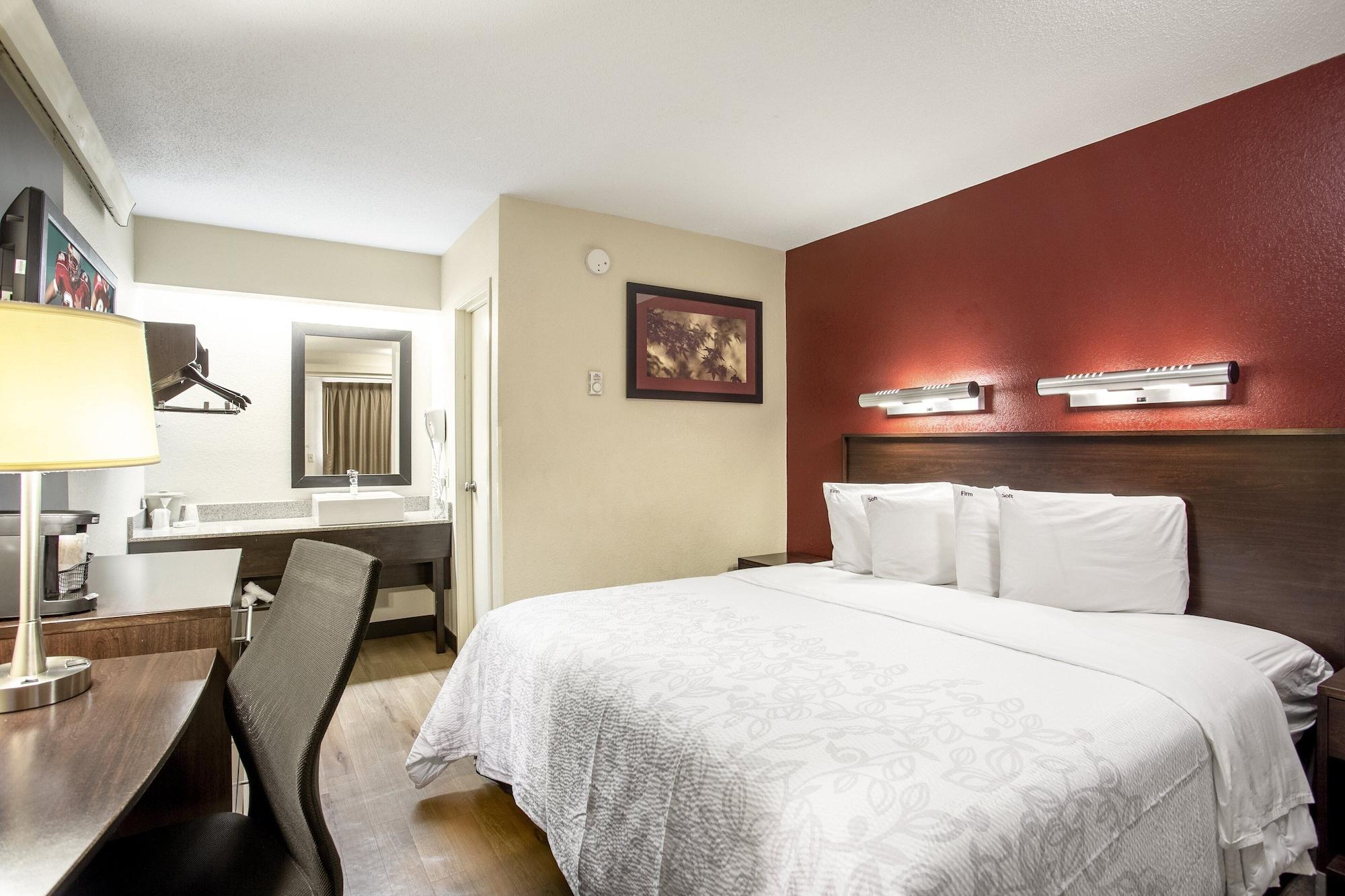 Red Roof Inn Plus+ West Springfield Esterno foto