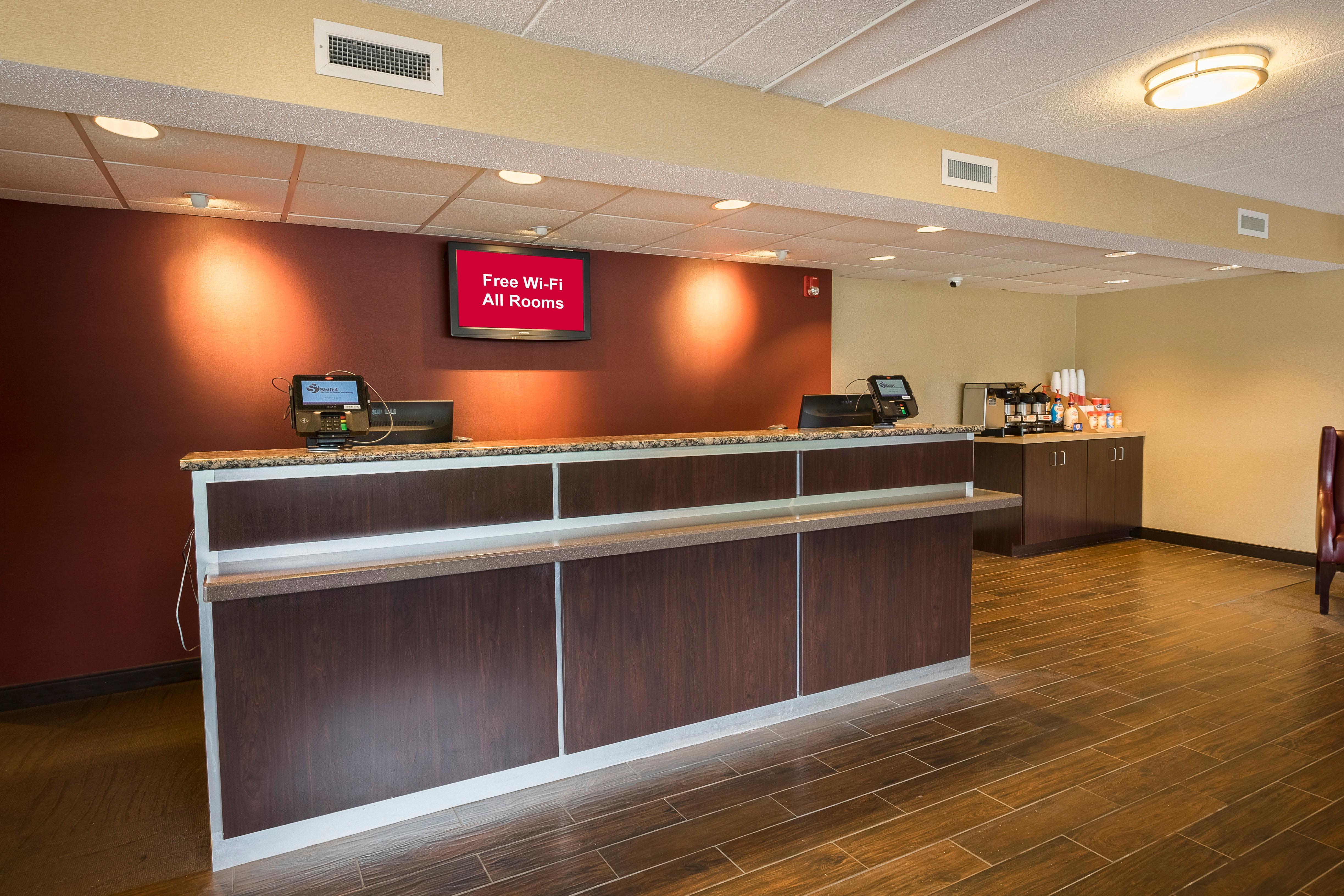 Red Roof Inn Plus+ West Springfield Esterno foto