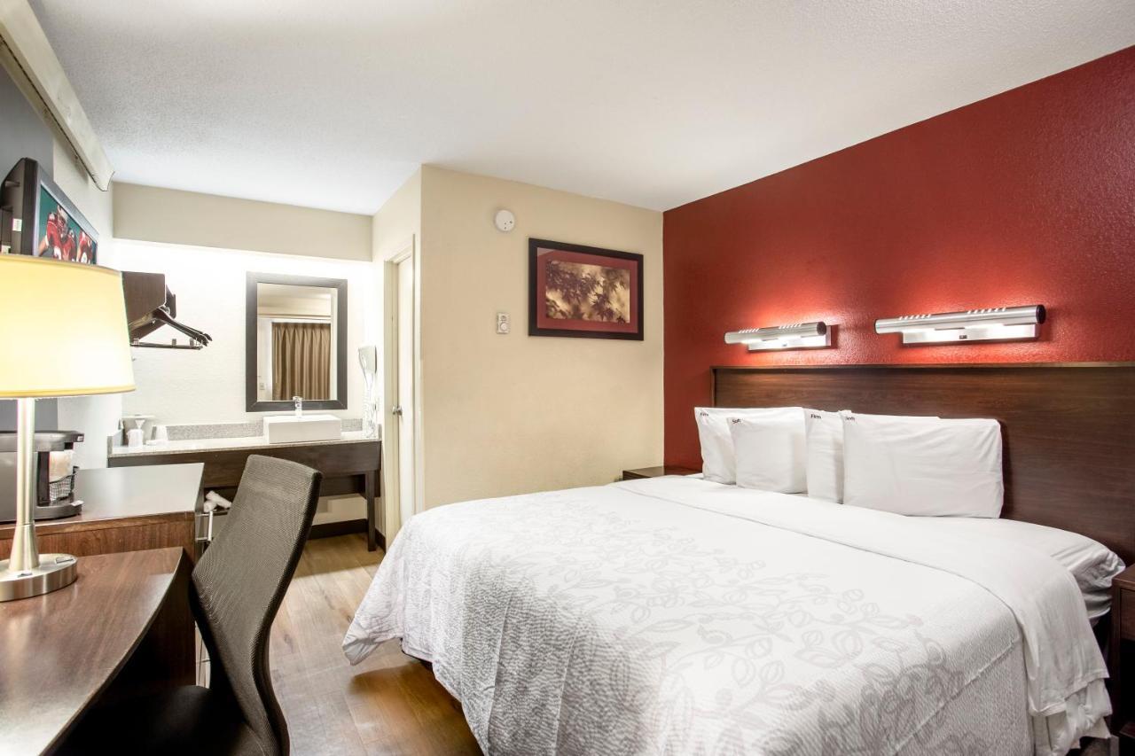 Red Roof Inn Plus+ West Springfield Esterno foto