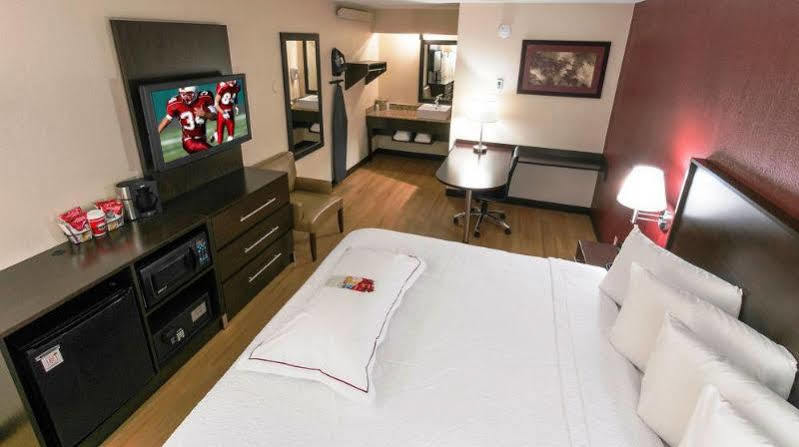 Red Roof Inn Plus+ West Springfield Esterno foto